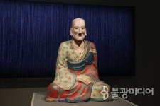 서울공예박물관 불교특별전, 가사와 연등에 담긴 염원을 읽다