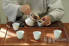 [3월의 봄, 사찰의 태극기] 일제강점기, 불화에 그려진 태극기