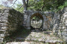동학산행(東學山行) ⑪ 동학농민군의 군량미 창고, 화엄사