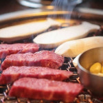 입안에서 살살 녹는다! 육회도 먹고, 꽃삼겹도 먹을 수 있는 서울 꽃등심 맛집 6