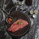 입안에서 살살 녹는다! 육회도 먹고, 꽃삼겹도 먹을 수 있는 서울 꽃등심 맛집 6