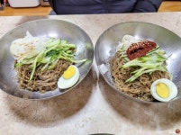 시장 속 노포 냉면집 4