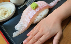 손바닥 만한 초밥? 대왕 음식 맛집 4