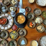 한 상 가득 30첩 한정식 맛집 4
