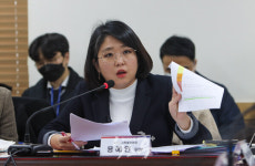용혜인 