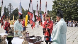 퍼레이드가 있는 축제 제64회 한국민속예술제 출범