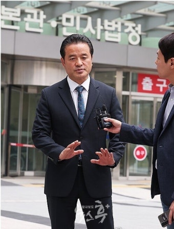 7인회 임종성 의원 뇌물 혐의, 총선 불출마 선언
