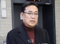 여야, 정진석 비서실장 임명 엇갈린 반응