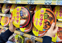 다시 한번 협업...CUX오뚜기, 간편식 진짬뽕 시리즈 출시