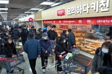 롯데마트 천호점, 강동구 쇼핑 1번지 등극…차세대 그로서리 매장 안착