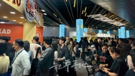 [현장] 테마파크로 변신한 빗썸존, KBW 2025 흥행 견인