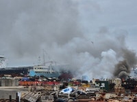 [속보]목포 삽진산단 조선소에 화재 진화 중