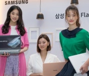 [신제품] 삼성노트북 Flash 출시…KT 가입시 月8천원·64GB 메모리 증정 이벤트