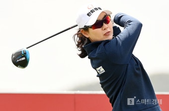(크리스F&C 제43회 KLPGA 챔피언십) 이정민, 얄미운 궃은 날씨