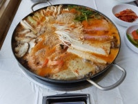 속초 맛집 옛고을순두부, 삼색두부•순두부전골•황태구이 등 다양한 메뉴로 여행객 입맛 사로잡아