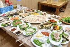 전북 부안 맛집 ‘현정이네 횟집’, 가성비로 눈길