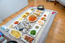 벌교꼬막음식점 장도웰빙꼬막정식, 직접 잡은 참꼬막 맛볼 수 있어 입소문