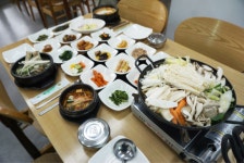 제천 ‘한버들떡갈비’ 단양 관광객들 입맛 사로잡은, 비법 양념장 떡갈비 선봬