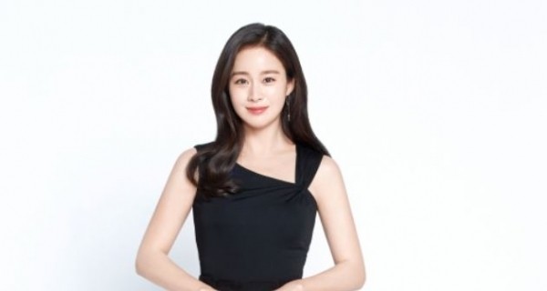 강미나, 스토리제이컴퍼니와 재계약 체결…드라마 트웰브 주연 확정