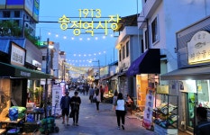 서울 광장시장, 대전 한민시장, 울산 신정상가시장, 단양 구경시장, 창원 반송시장의 공통점은?