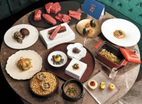 오마카세 먹으며 가성비 찾는다... 요즘 소비 트렌드는 모순의 일상화 