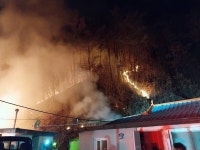 봉화서 주택화재가 산불로 번져…1시간 20분 만에 진화