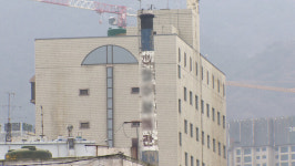 철거비만 5천만 원…애물단지 된 목욕탕 굴뚝