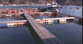 얼어붙은 태안 천수만…어민 분노