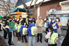 경상남도교육청, 창원 유목초 찾아 새 학기 교통안전 홍보