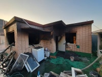 건물 옥탑방에서 불…2명 긴급 대피