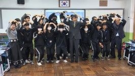 1일 교사된 이주호 교육부 장관…달라진 스승의 날