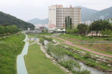 기장군, 정관읍 좌광천 야경 명소로 탈바꿈