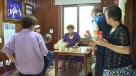 폭염에 오갈 데 없는 어르신들...자신의 집 내 준 이웃