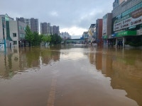 시간당 최대 65mm 폭우…전남 침수 잇따라