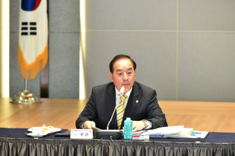 하윤수 부산교육감 1심서 벌금 700만 원 선고…형 확정되면 당선 무효