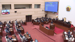 경남도의회 제407회 임시회 개회…도정질문 이어져