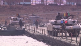 북한강 건너라 혹한기 도하 훈련