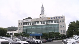 밀양 비닐하우스서 폐비닐 수거 중 기계에 끼여 숨져