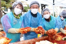 부천시, 사랑의 김장 나눔 행사 성료
