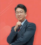 [윤경민 칼럼] 돌연 문 닫은 동네 안경점