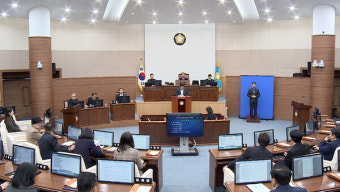 창원시의회 시정질문…'명태균 창원산단 개입 의혹' 공방