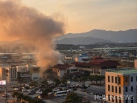 남원시 보건소 인근 창고서 불…인명피해 없어