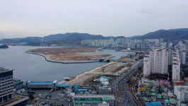 마산해양신도시 4차 공모 재평가…민주당 기만 행위