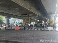 동서고가로 하부 새벽시장 앞 교차로 4개 차로 통제 중