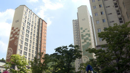 빚만 떠안고 쫓겨날 판…김해 남명 더라우 입주민 2차 분양 중단 촉구