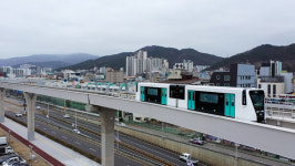경전철서 휴대전화 충전을?…부산·양산 잇는 스마트 양산선