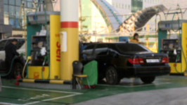 주유소에 기름 없어…중동 전쟁에 서민 고통