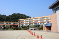 어디보자, 직지특구와 옛 국정원 자리