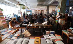 지나친 디지털 시대는 결국 아날로그를 찾을 것이다