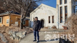 충주 토끼산 밑에 사는 그림책 작가 정승각
